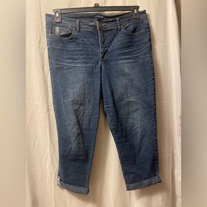 Bandolino Blue Ankle Cropped Jeans with Natural Fading